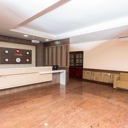 Kallada Golden Hotel Thrissur Exterior photo